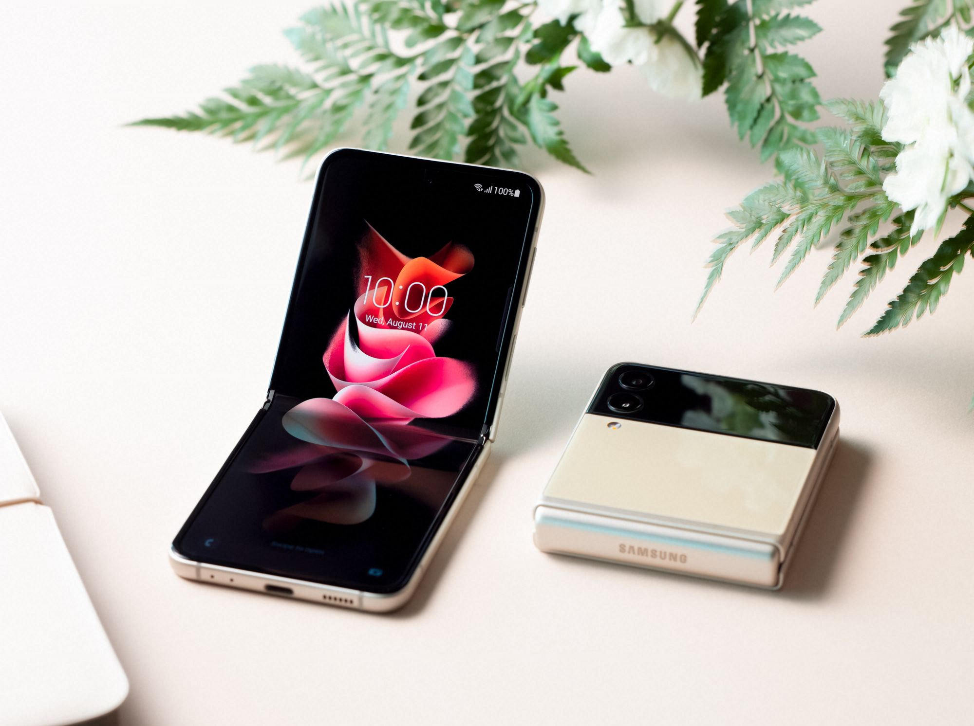Samsung Galaxy Z Flip3 5G (8GB | 128GB) - Màu Trắng sứ - Chính Hãng Mới 100% Nguyên Seal